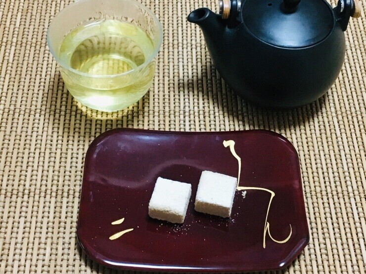 大和屋の越乃雪の甘さがたまらない！新潟生まれの日本三大銘菓をお茶請けにしてみた！